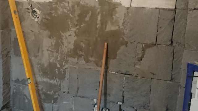 Referencie / Kúpelňa a WC, obklady dlažby  